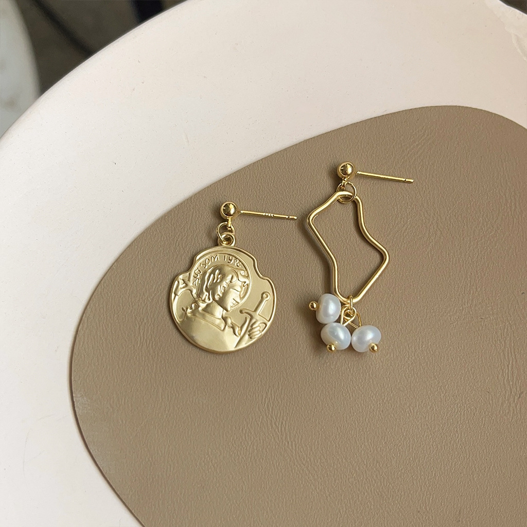 DIY アクセサリーバロックスタイル淡水真珠イヤリング女性の - Pearl Earring Stud のレビューと価格