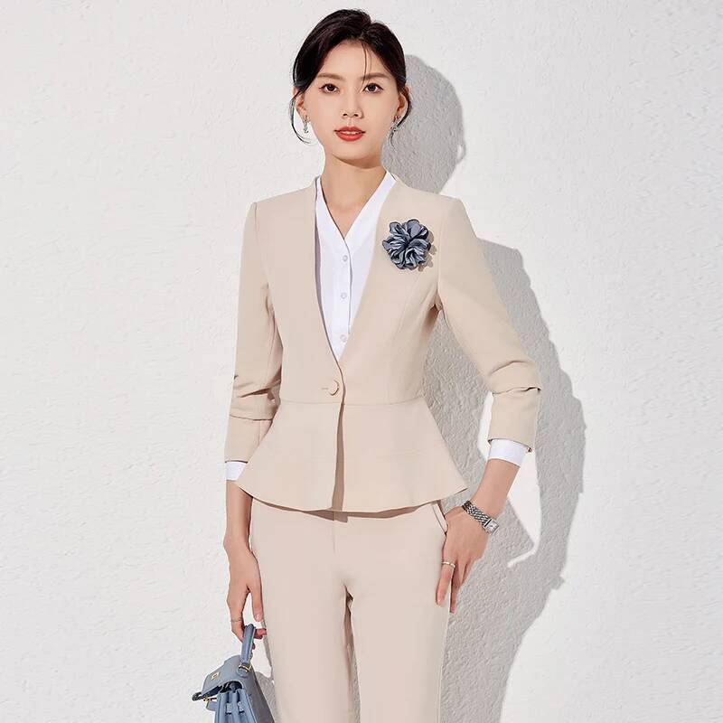 フォーマルな制服スタイルの女性ビジネスワークウェアブレザー女 - Women Formal Wear For Interview のレビューと価格