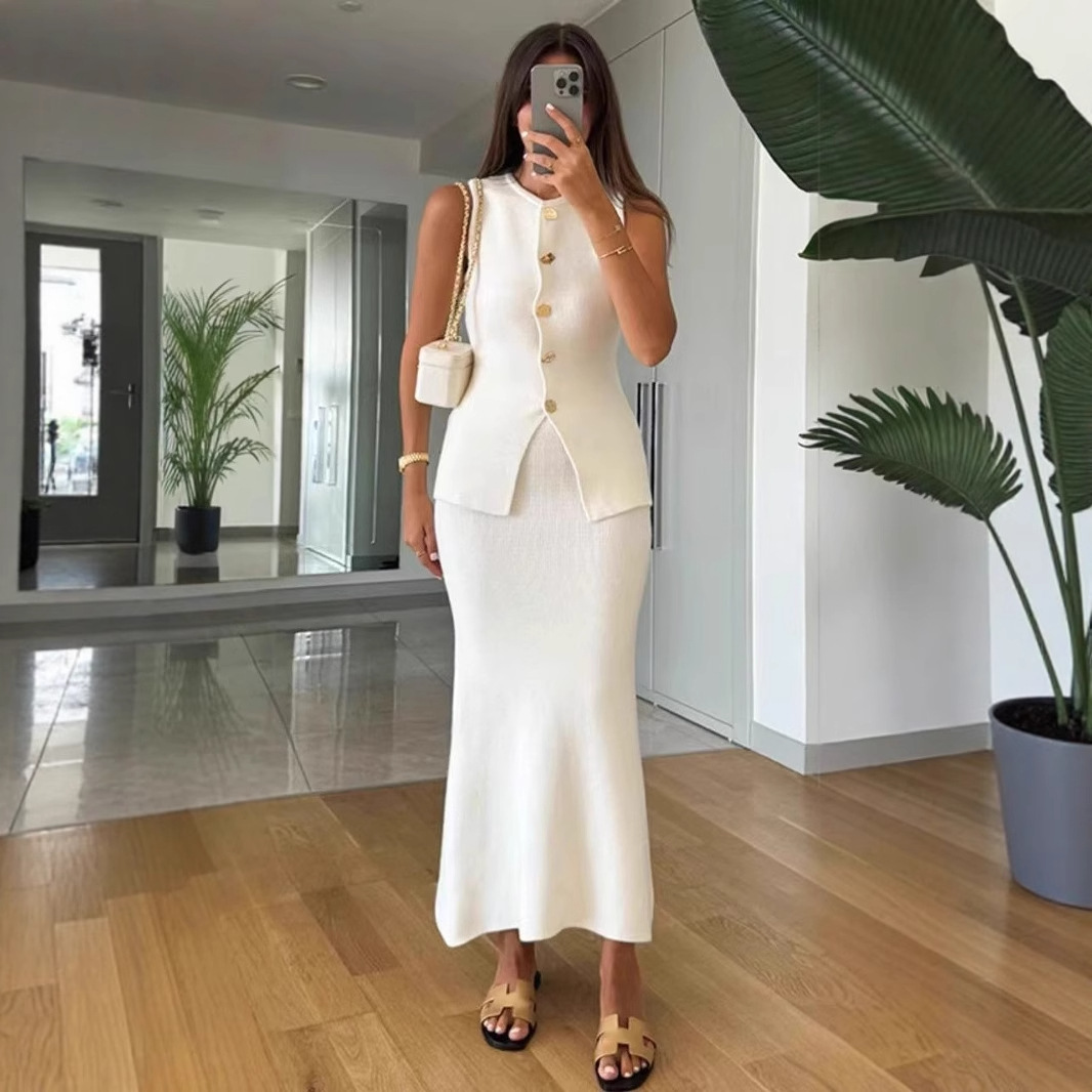ラウンドネックシングルブレストノースリーブボディコントップと - Women'S Office Formal Wear For Ladies のレビューと価格
