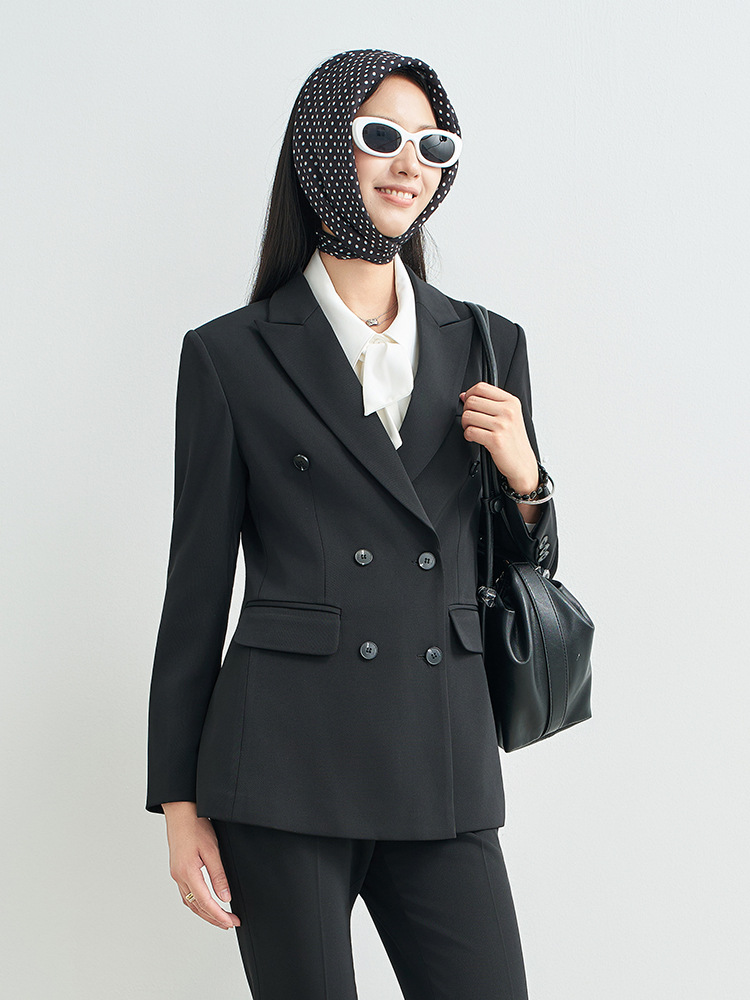 ネイビーブルーのプロフェッショナルスカートスーツ（女性用）、 - Women Formal Wear For Interview のレビューと価格